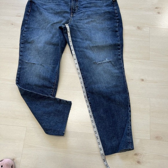 Old Navy High Waisted O. G. Straight Ripped Cut Off Jeans Plus Size 14 New NWT - Picture 9 of 12